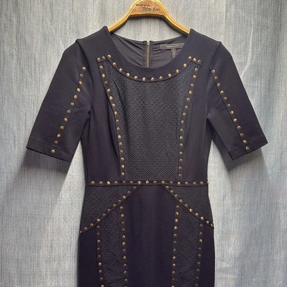 🏴 BCBGMaxAzria Mini Dress with Crew Neck size XS - Picture 3 of 11